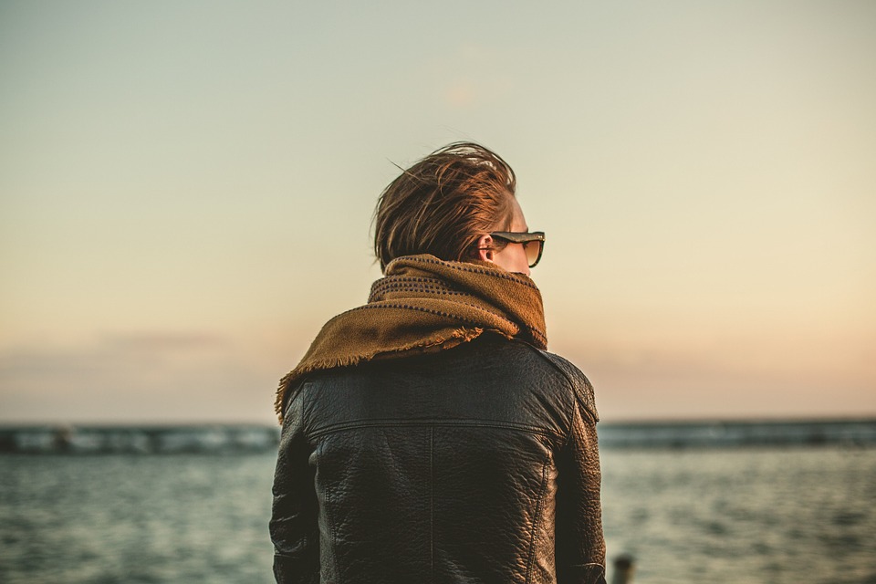 Choosing the Perfect Fit for a Leather Jacket