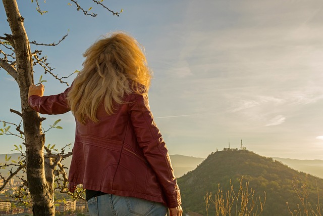 Women’s Leather Jackets: 9 Popular Styles to Consider