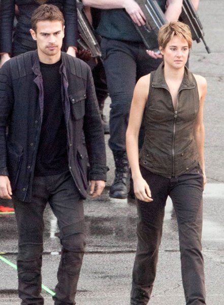 (image for) Shailene Woodley Insurgent Leather Vest