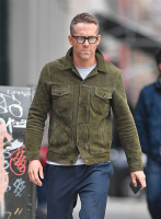 (image for) Ryan Reynolds Leather Jacket #3