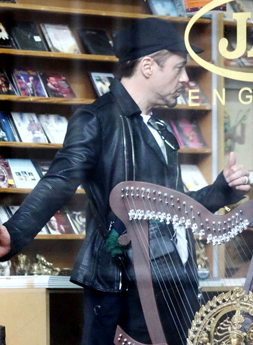 (image for) Robert Downey Jr. Leather Jacket #3